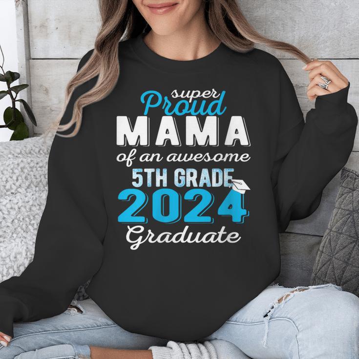 Proud Mama Of 5th Grade Graduate 2024 Elementary Graduation Unisex Sweatshirt
