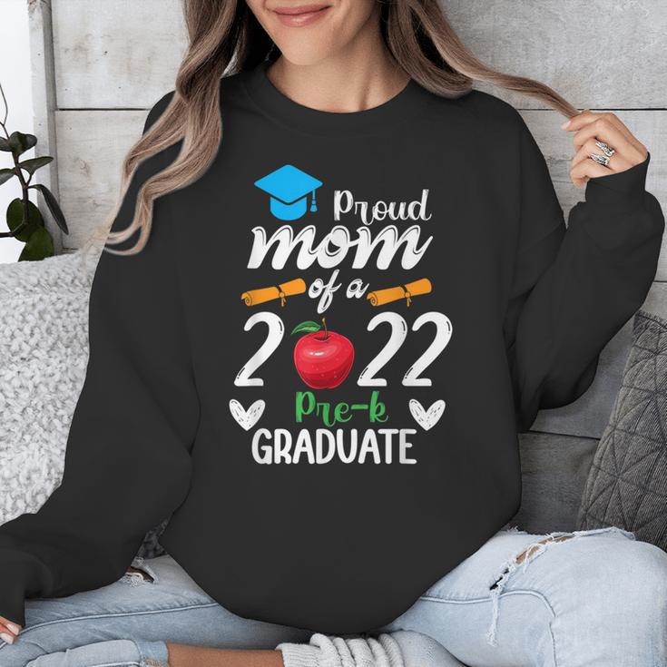 Proud Mom Of 2022 Pre K Graduate Graduation Unisex Sweatshirt