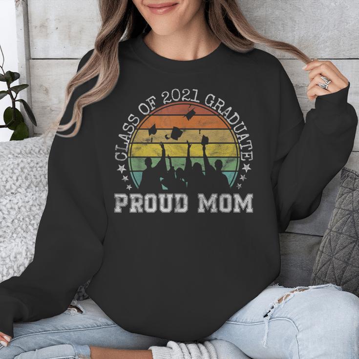 Proud Mom Of a Class Of 2021 Graduate Senior 21 Graduation Unisex Sweatshirt