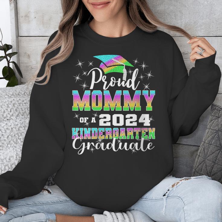 Proud Mommy Of Kindergarten Graduate 2024 Graduation Mommy Unisex Sweatshirt