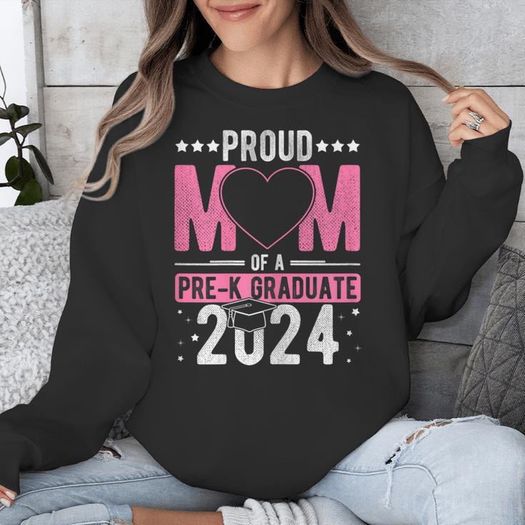 PROUD MUM OF A Pre-K GRAD 2024 Pre-K Graduation 2024 Mom Unisex Sweatshirt