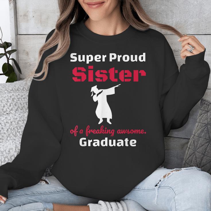 Proud Sister Of 2018 Graduate Dabbing Graduation Unisex Sweatshirt