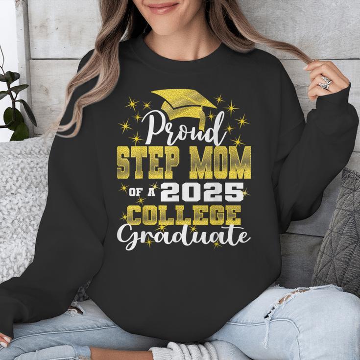 Proud Step Mom Of 2025 College Graduate Family 24 Graduation Unisex Sweatshirt