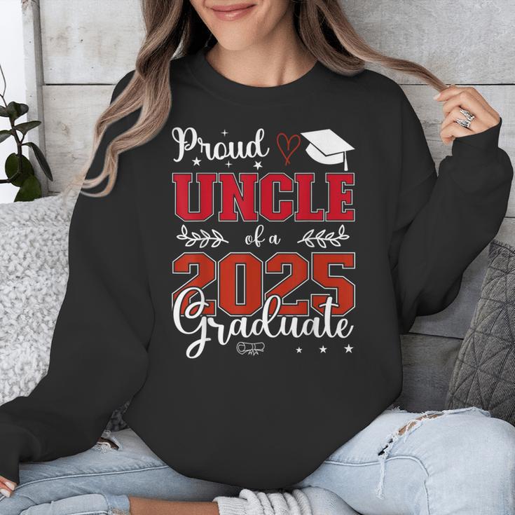 Proud Uncle Of a Class Of 2025 Graduate For Graduation Unisex Sweatshirt