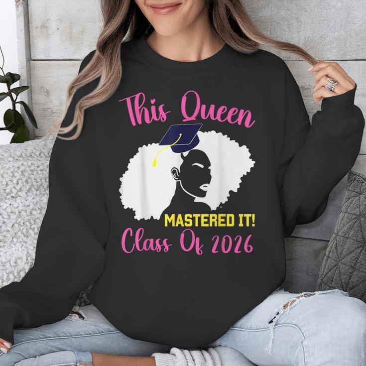 This Queen Mastered It Masters Graduation Class Of 2026 Unisex Sweatshirt