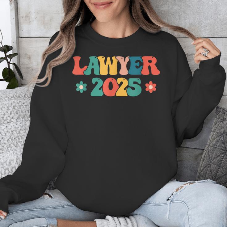 Retro Lawyer 2025 Attorney School Graduation Student Lawyer Unisex Sweatshirt