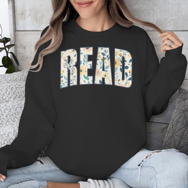 Retro Read Floral Reading Bookworm Librarian Book Lover Unisex Sweatshirt