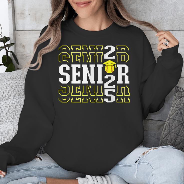 Senior 2025 Softball Class Of 2025 Graduation Unisex Sweatshirt