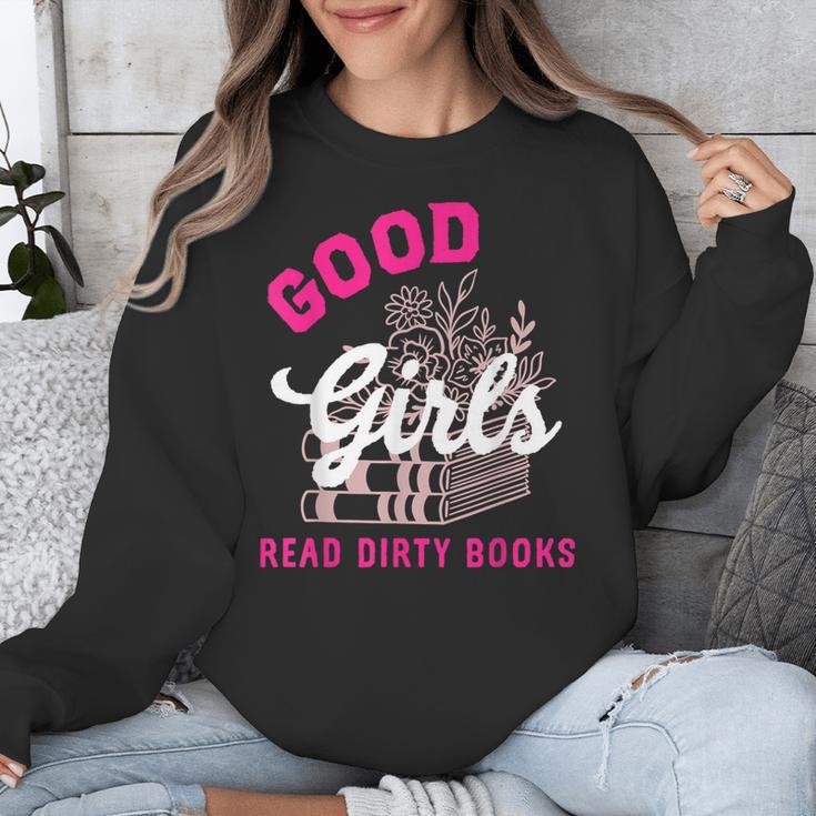 Smutty Book Merch Good Girls Read Dirty Books Smut Readers Unisex Sweatshirt