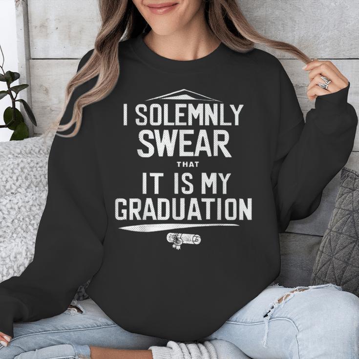 I Solemnly Swear That It's My Graduation Class Of 2024 Grad Unisex Sweatshirt