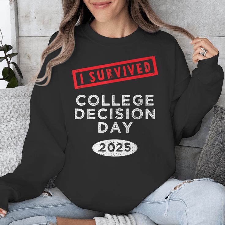I Survived College Decision Day Graduation Class Of 25 Unisex Sweatshirt