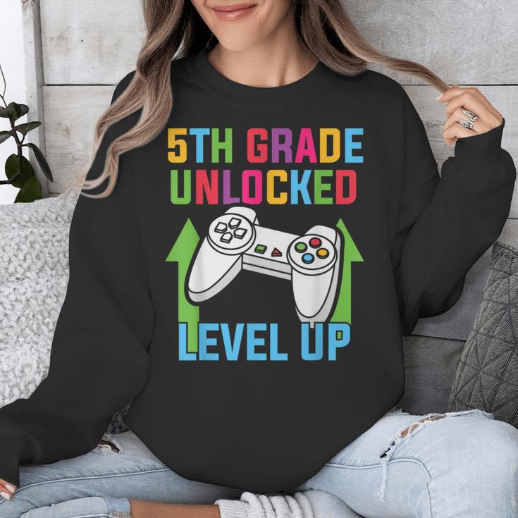 VIDEO GAMER Graduation Student Teacher Last Day School Kids Unisex Sweatshirt