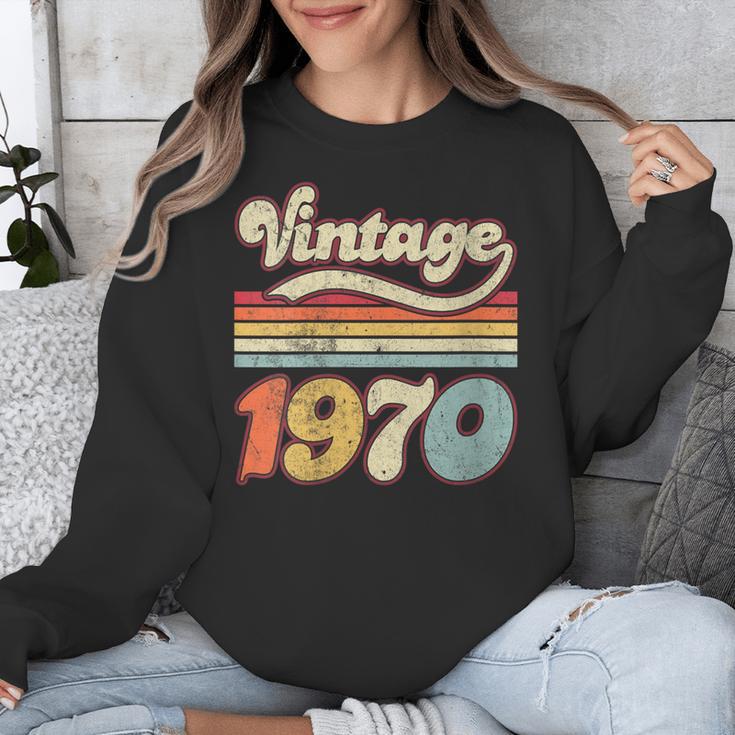 Vintage 1970 Birthday Retro Style 70's Born Nostalgia Outfit Unisex Sweatshirt