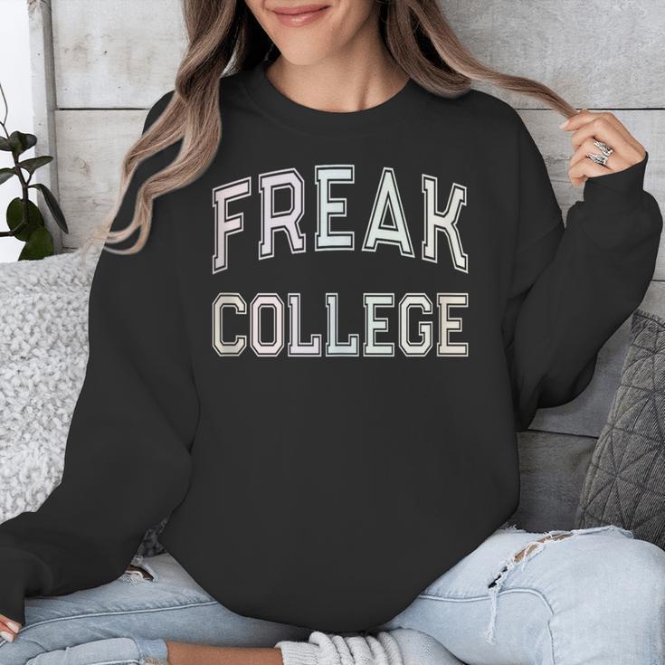Vintage Sarcastic FREAK COLLEGE Introvert Anti Social Unisex Sweatshirt Vintage Sarcastic FREAK COLLEGE Introvert Anti Social Unisex Sweatshirt