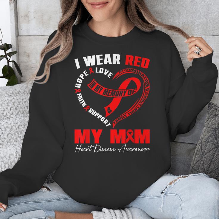 I Wear Red In My Memory Of My Mom Heart Disease Awareness Unisex Sweatshirt I Wear Red In My Memory Of My Mom Heart Disease Awareness Unisex Sweatshirt