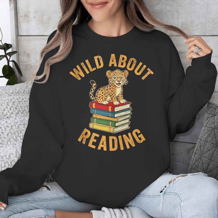 Wild About Reading Cute Leopard Teacher Kids Book Lover Unisex Sweatshirt