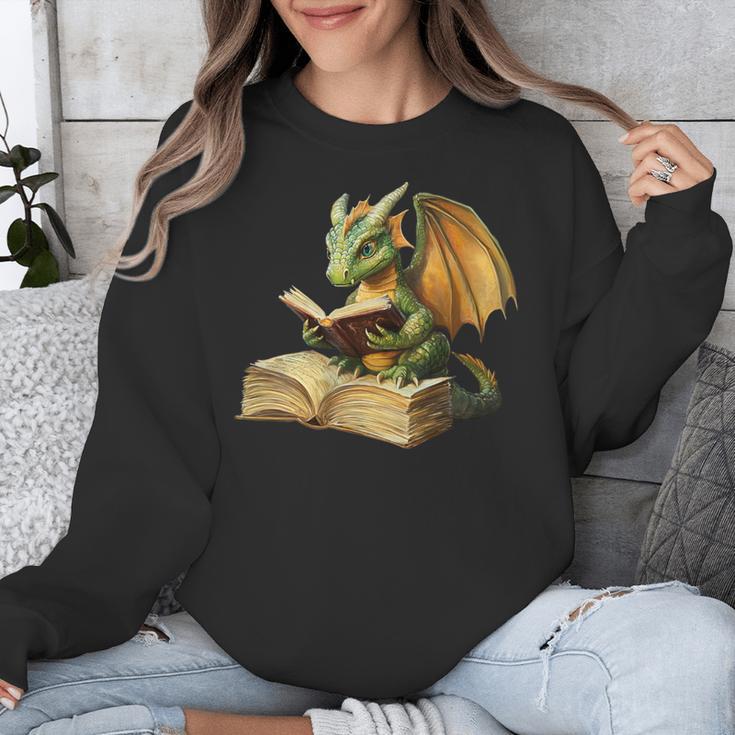 Women's Dragon Bookworm Reading Book Graphic Unisex Sweatshirt