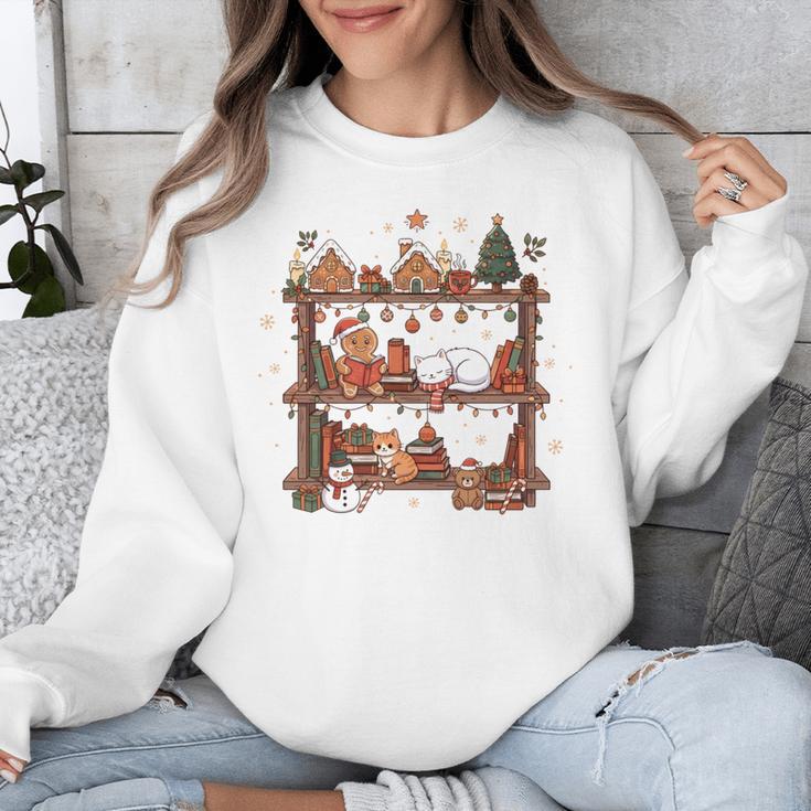 Christmas Cats Bookshelf Gingerbread Unisex Sweatshirt Christmas Cats Bookshelf Gingerbread Unisex Sweatshirt
