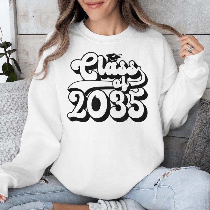 Class Of 2035 Senior Retro 2035 Grad Graduate Graduation Unisex Sweatshirt