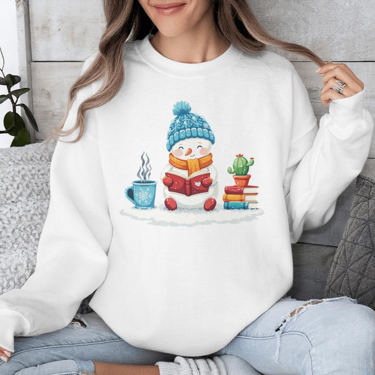 Cute Winter Cozy Snowman Reading Book Lovers Xmas Snowman Unisex Sweatshirt