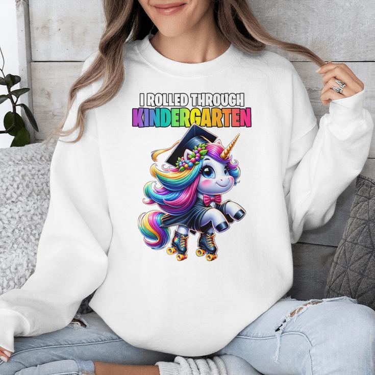 Graduation Kindergarten Unicorn Roller Skate Girls Grad Unisex Sweatshirt