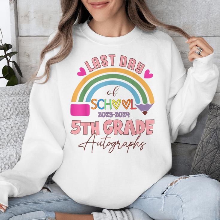 Last Day Of School Autograph 5th Grade Graduation Boys Girls Unisex Sweatshirt