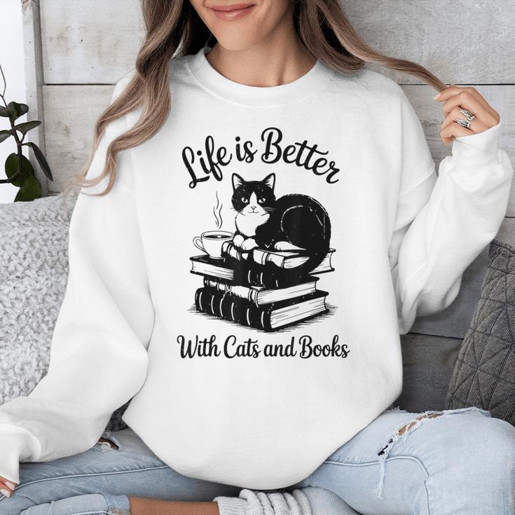 Life Is Better With Cats & Books Tuxedo Cat Mom Women Unisex Sweatshirt