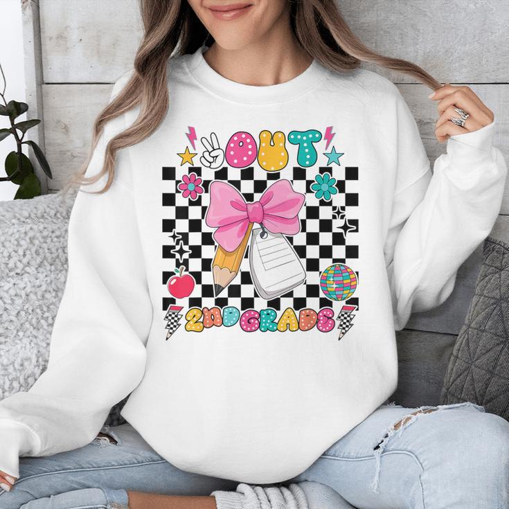 Peace Out 2nd Grade Graduation Last Day School Second Grade Unisex Sweatshirt