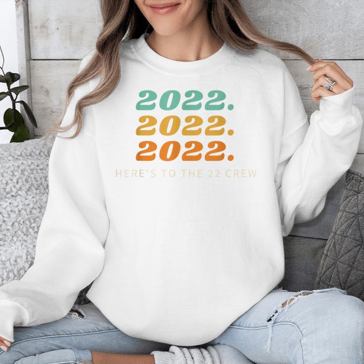 Senior 2022 Shirt Class Of 2022 Retro Graduation Grad Unisex Sweatshirt