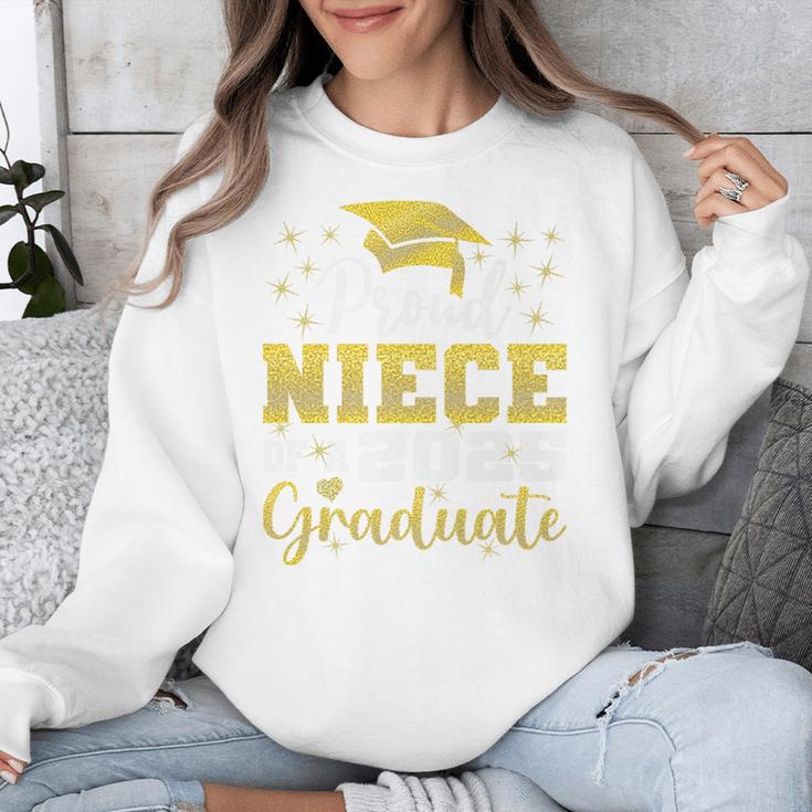 Super Proud Niece Of 2025 Graduate Senior Graduation Family Premium Unisex Sweatshirt