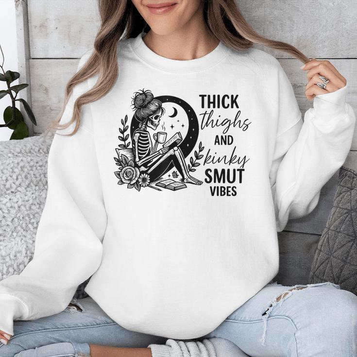 Thick Thighs And Kinky Smut Vibes Spicy Book Lovers Unisex Sweatshirt
