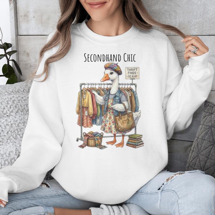 Thrifting Goose Vintage Fashion Book Lover Unisex Sweatshirt