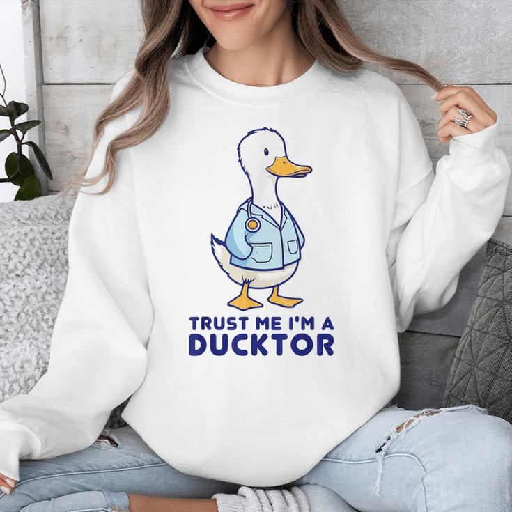 Trust Me I'm a Ducktor Doctor Sayings Graduation Unisex Sweatshirt