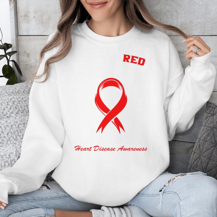 I Wear Red In Memory Of My Mom Heart Disease Awareness Month Unisex Sweatshirt