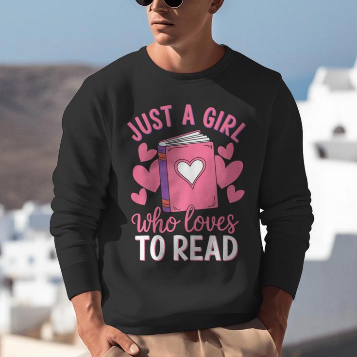 Bookworm Just A Girl Who Loves To Read Unisex Sweatshirt