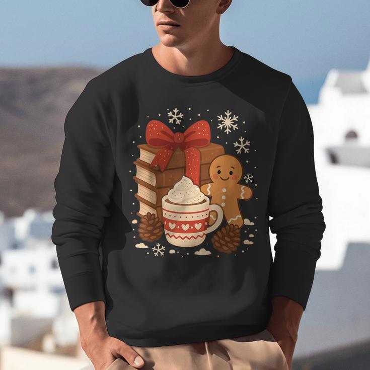 Cute Christmas Books Gingerbread Xmas Book Lover Teacher Unisex Sweatshirt
