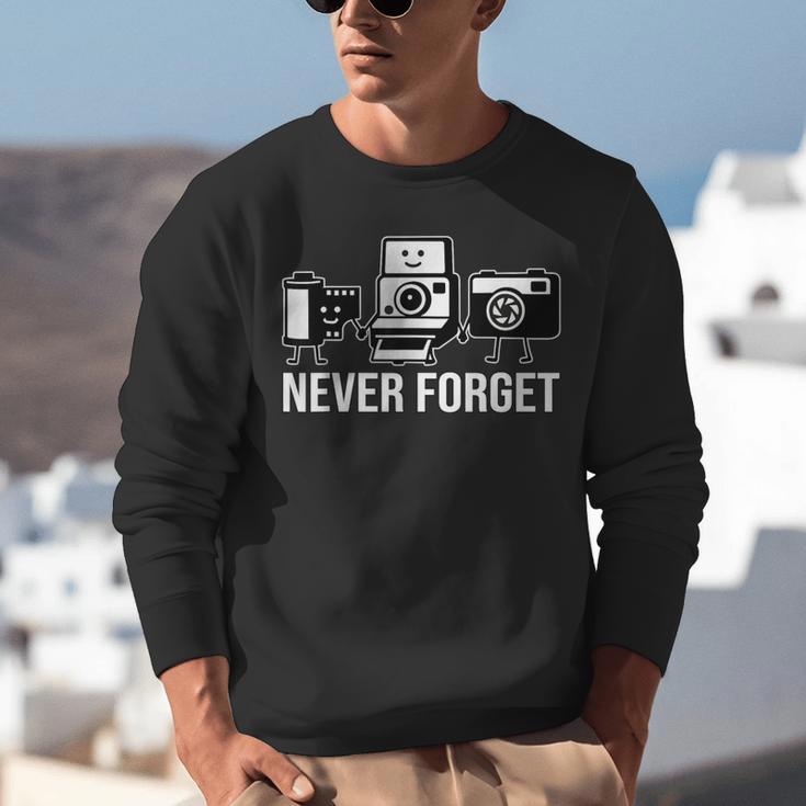 Never Forget Retro Camera Photography Nostalgia Unisex Sweatshirt