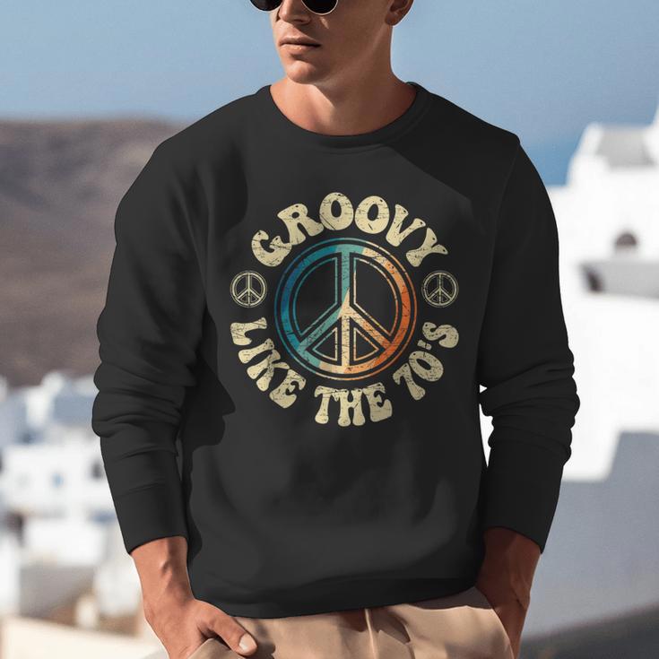 Groovy Like The 70s Peace Aesthetic Nostalgia 1970's Retro Unisex Sweatshirt