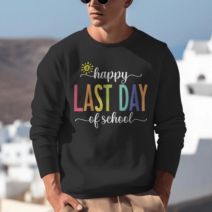 Happy Last Day Of School Women Teachers School Graduation Unisex Sweatshirt