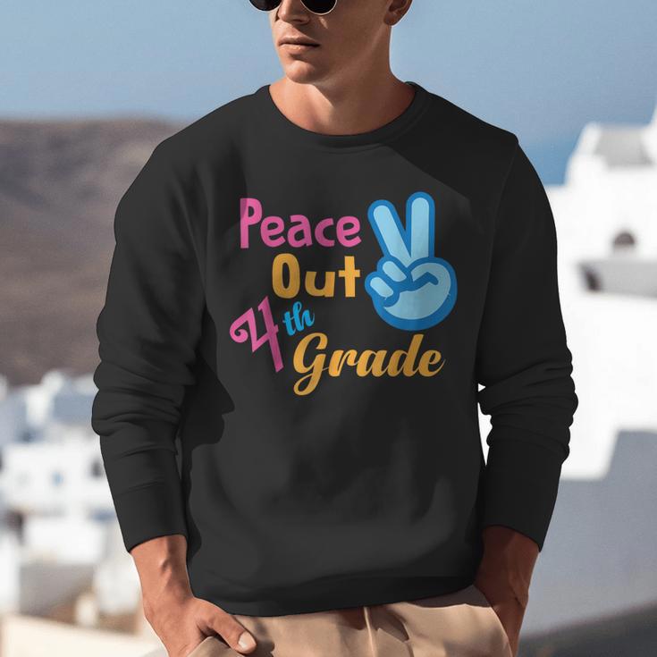Last Day Of School Peace Out Grade 4 Graduation Kids Unisex Sweatshirt