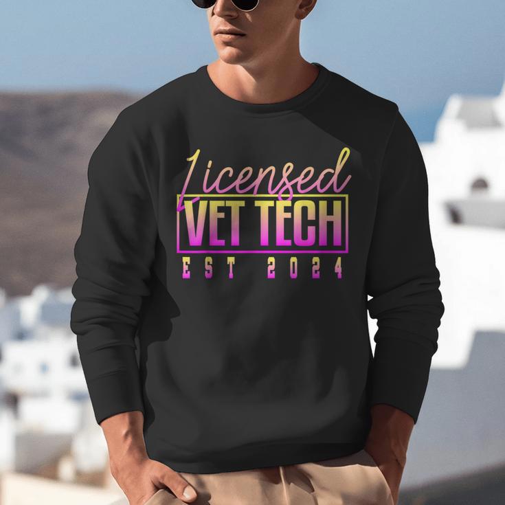 Licensed Vet Tech Veterinary Technician Graduation 2024 Unisex Sweatshirt