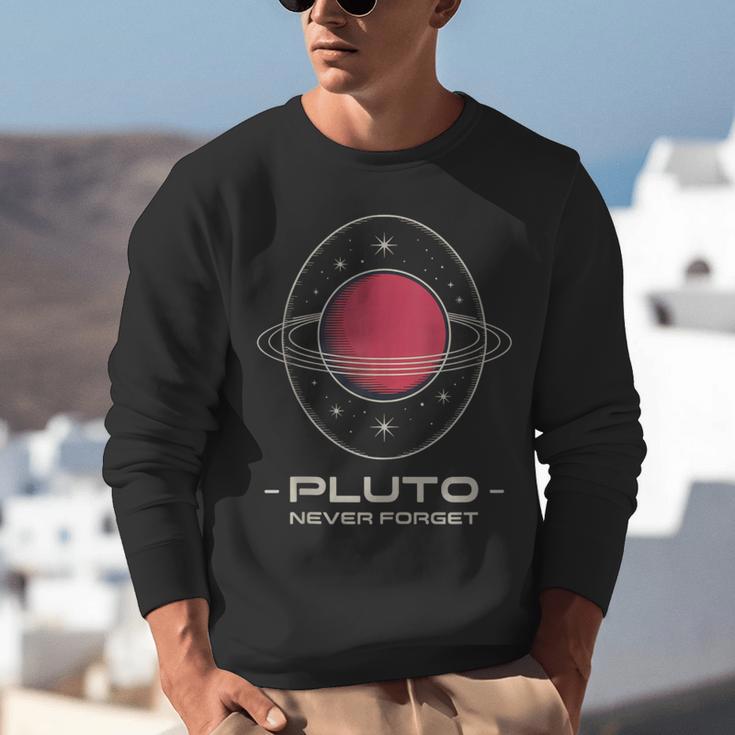 Retro Pluto Never Forget Classic Planet Pluto Nostalgia Unisex Sweatshirt