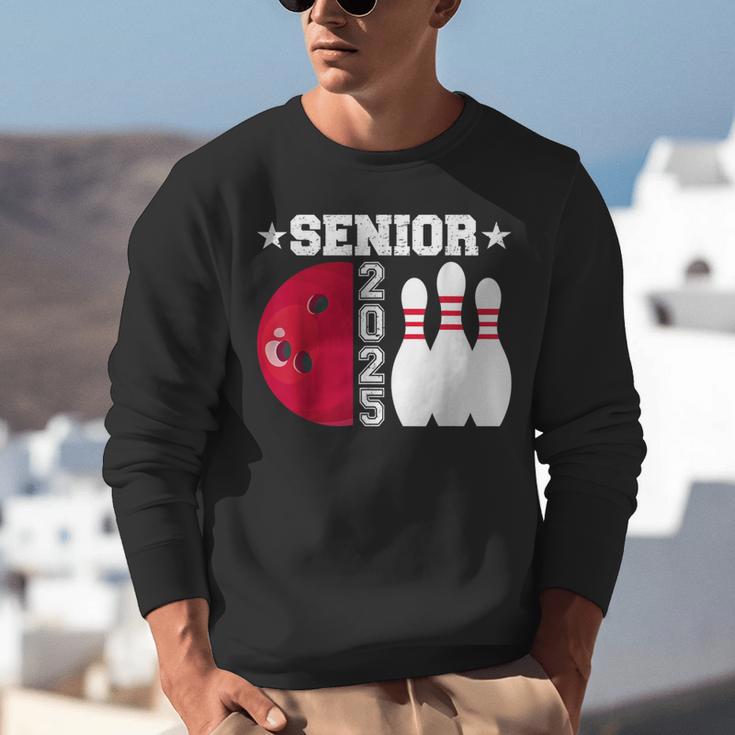 Senior 2025 Bowling Player Class Of 2025 Graduation Seniors Unisex Sweatshirt