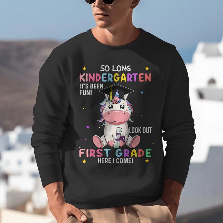 So Long Kindergarten Graduation Class 2025 Unicorn Girls Unisex Sweatshirt
