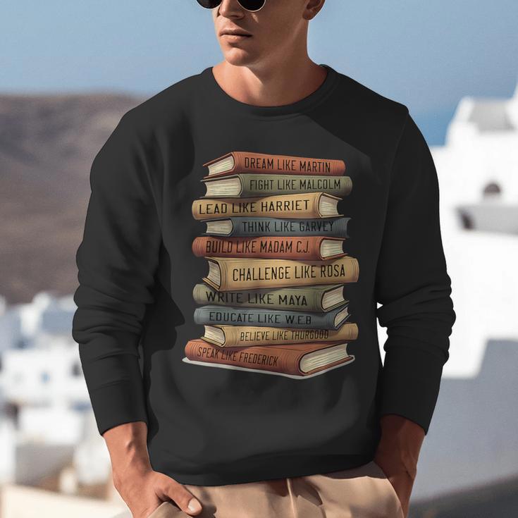 Vintage Books History Retro Book Lover Teacher Unisex Sweatshirt