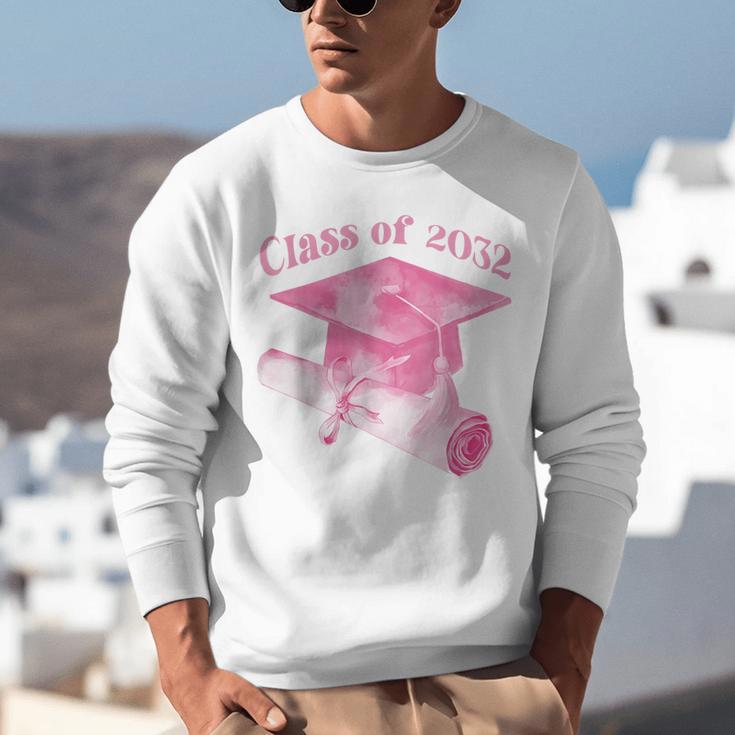 Class Of 2032 Senior 2032 Back To School 2032 Graduation Cap Unisex Sweatshirt