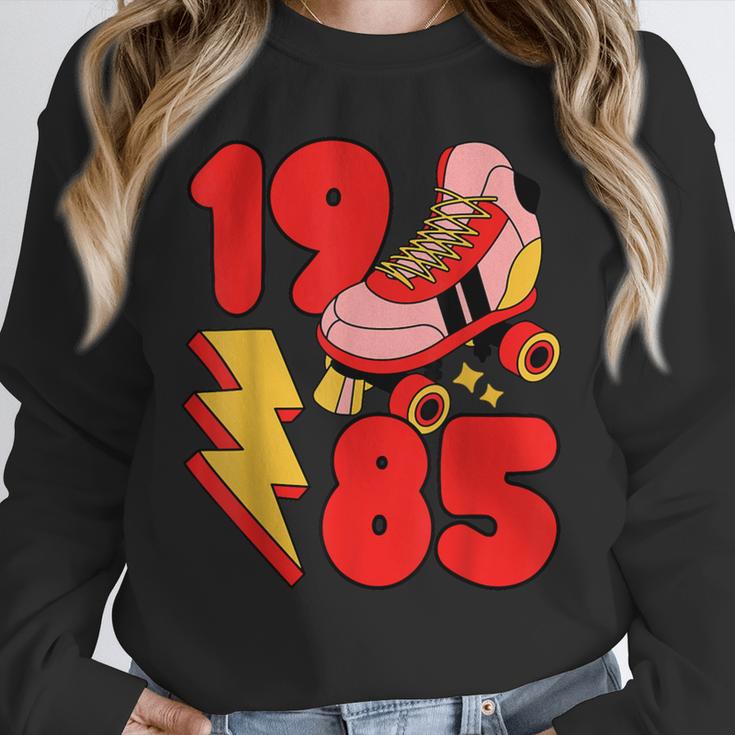1985 Retro Roller Skate Vintage 80s Nostalgia Collector Unisex Sweatshirt 1985 Retro Roller Skate Vintage 80s Nostalgia Collector Unisex Sweatshirt