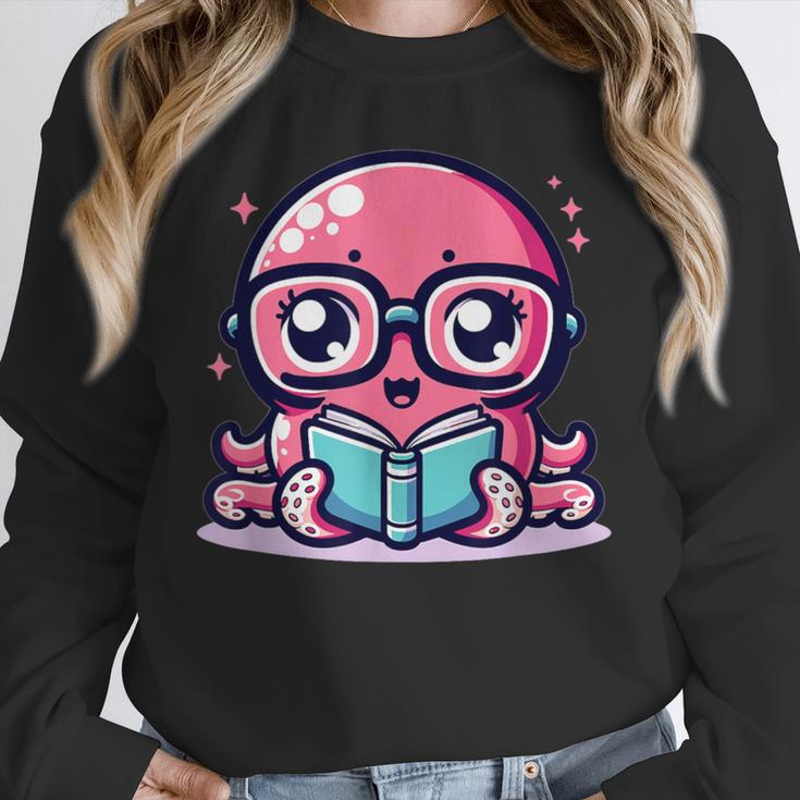 Adorable Book Lover Octopus With Reading Glasses Cute Unisex Sweatshirt