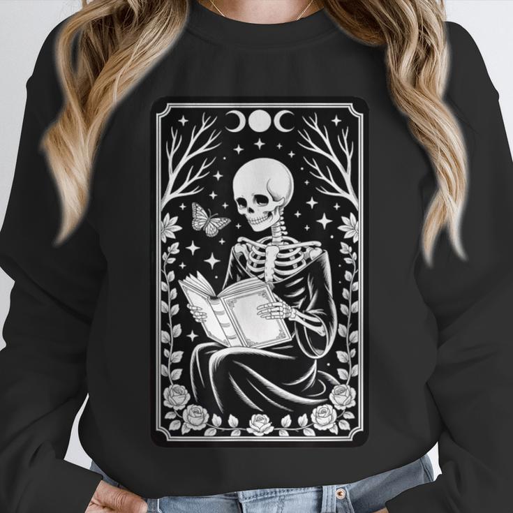 Book Lover The Reader Tarot Card Skeleton Reading Unisex Sweatshirt