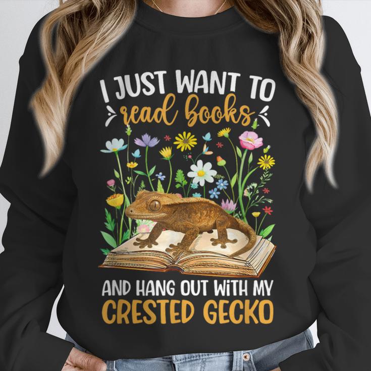 Books And Crested Gecko Owner Crestie Lover Unisex Sweatshirt